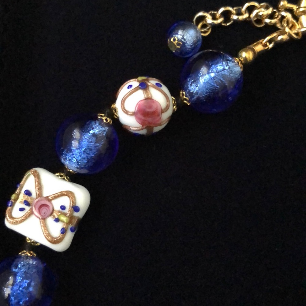 RARE FIND!🎉Host Pick!🎉 Stauer genuine Italian Murano glass necklace - Picture 11 of 16